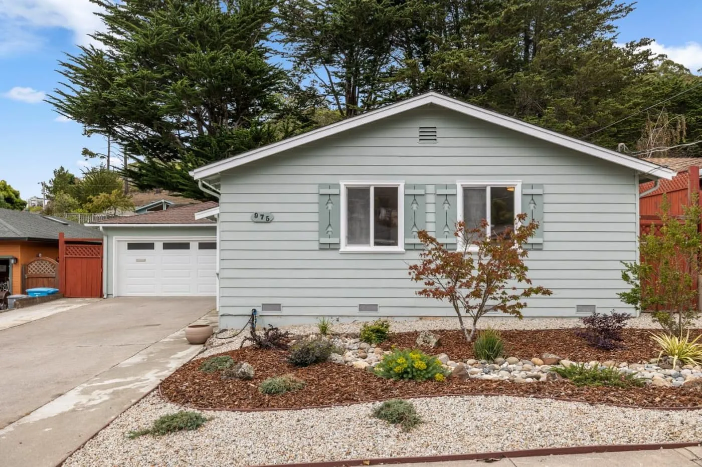 975 Serena Ave, Pacifica, CA — exterior photograph