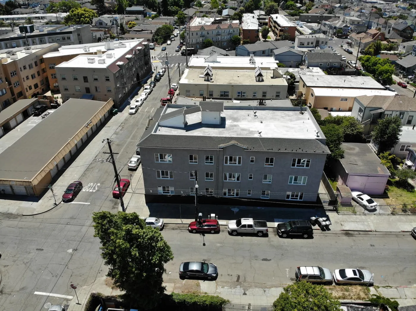 1945 26th Ave, Oakland — photograph 2